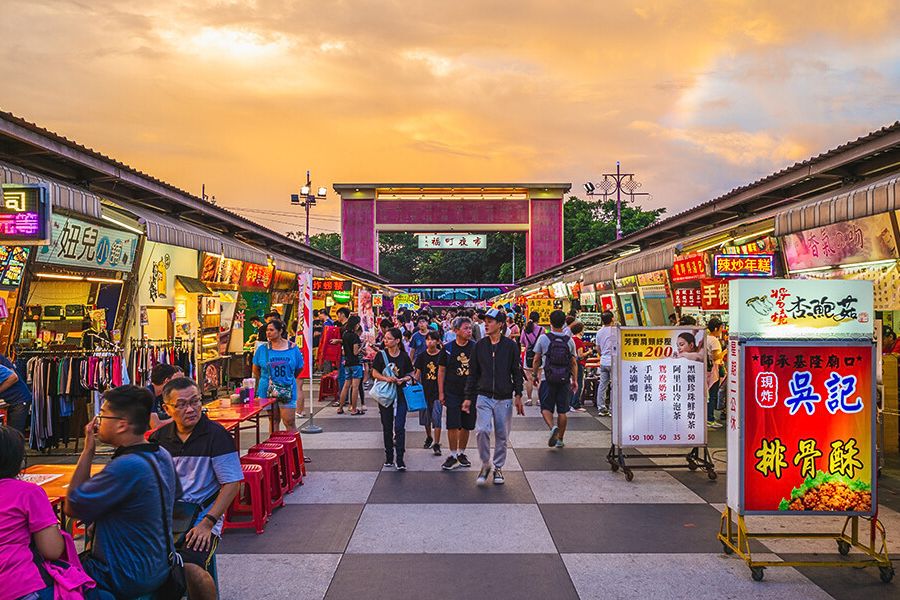 Dongdamen Night Market