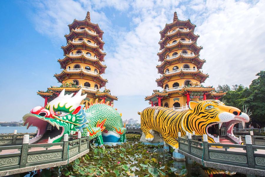 Lotus Pond in Kaohsiung